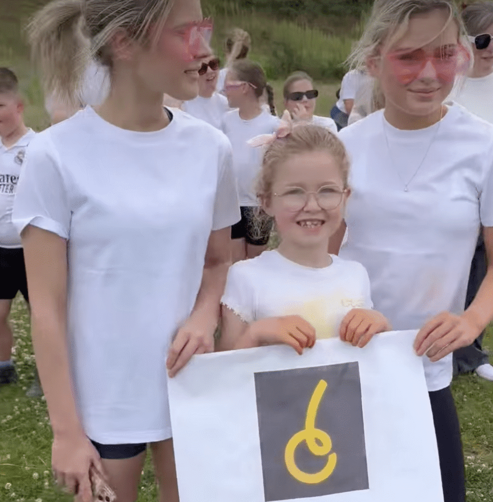 Yellow Cherry Sponsors Smithton Primary
